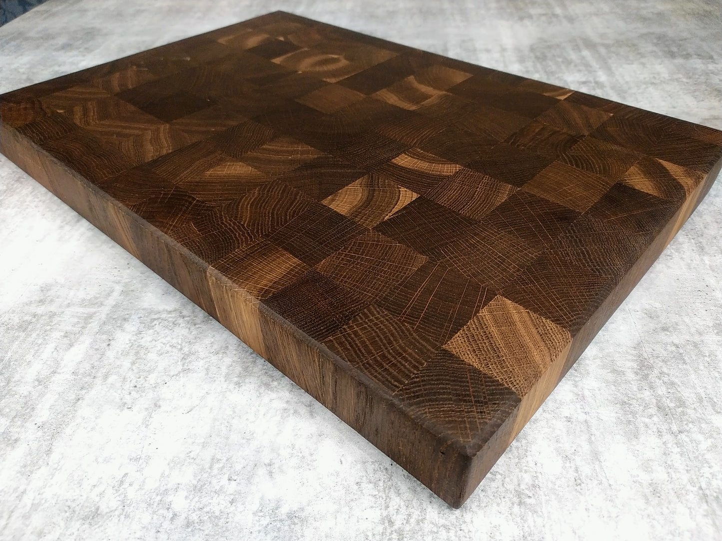 Slaktarblock/ Skärbräda i Rökt Ek 43x30x4cm