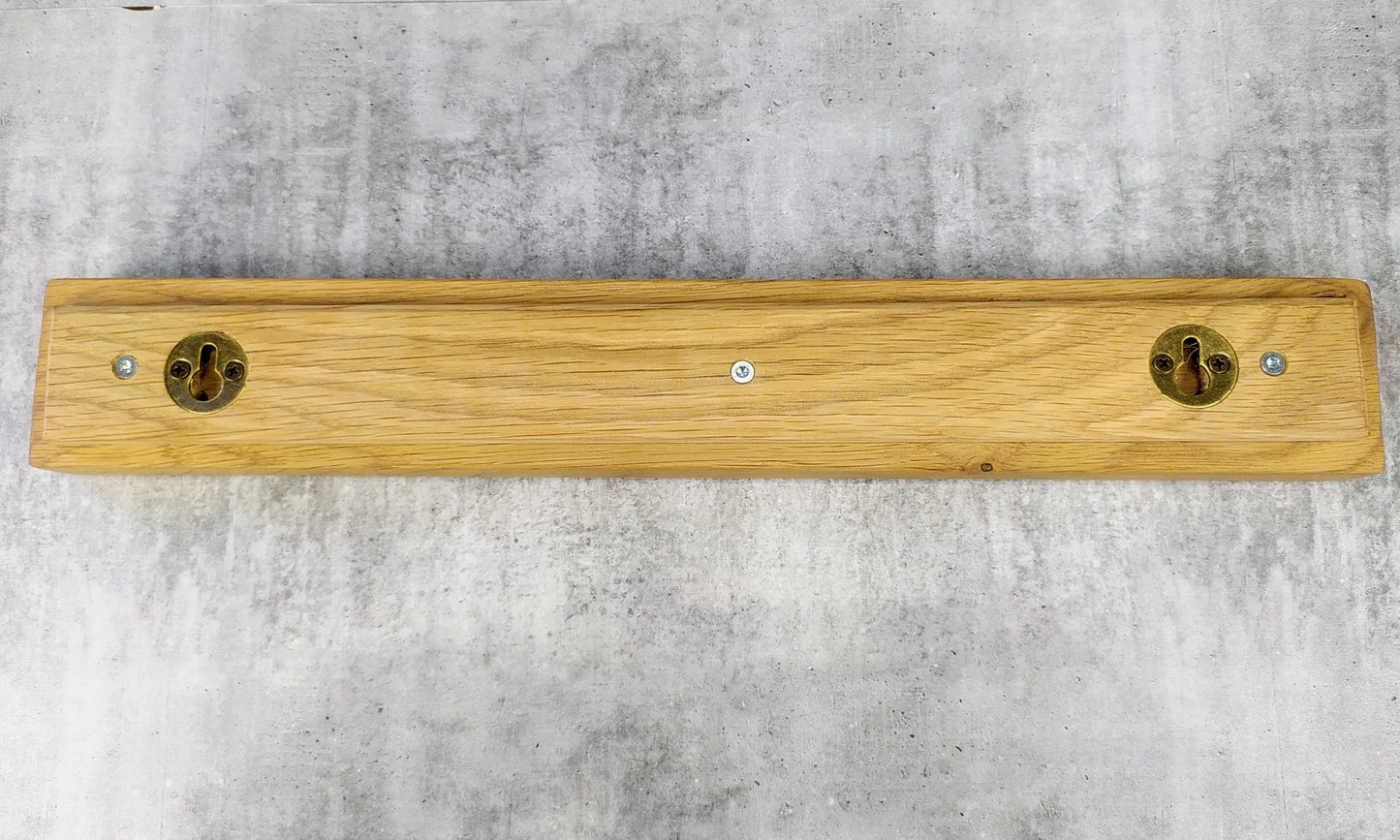 Knivlist Rökt Ek med Naturlig Kant & Unik Form - 42 cm