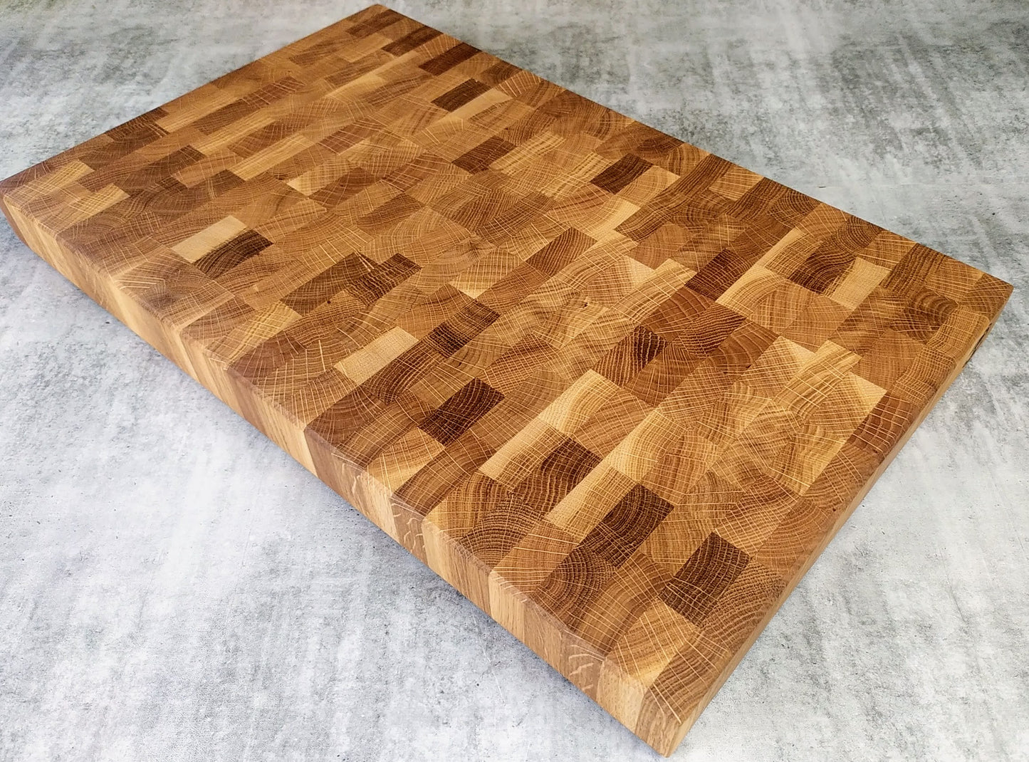 Skärbräda i Ändträ Ek 46x29x4 cm - Svenskt Hantverk