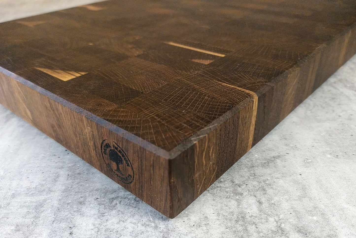 Ändträ Skärbräda i Rökt Ek 46x29x4 cm - Svenskt Hantverk