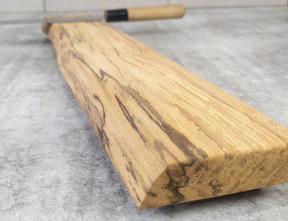Knivlist i Rötad Bok med 'Live Edge' - 43 cm