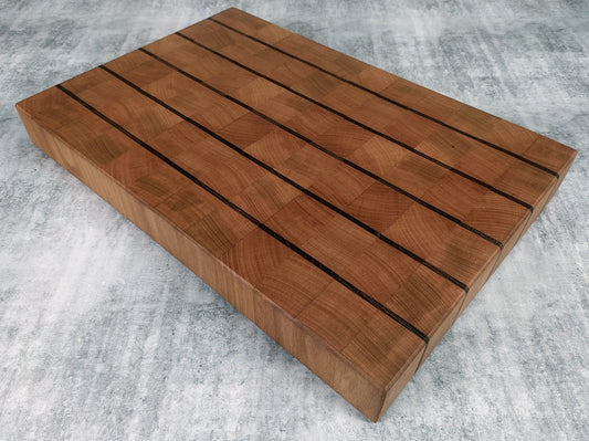 Skärbräda i Ändträ - Rökt Ek & Bok 44x30x5 cm - Svenskt Hantverk